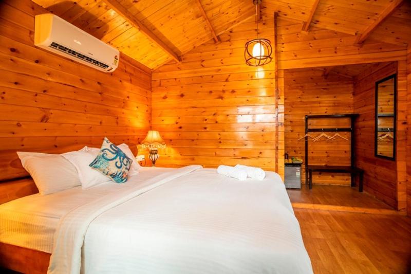 सहारा Montego Bay Village - 3*